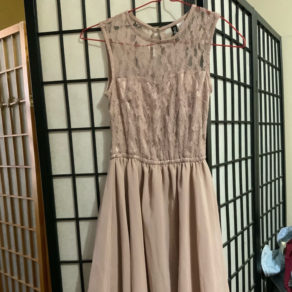 Lace chiffon dress